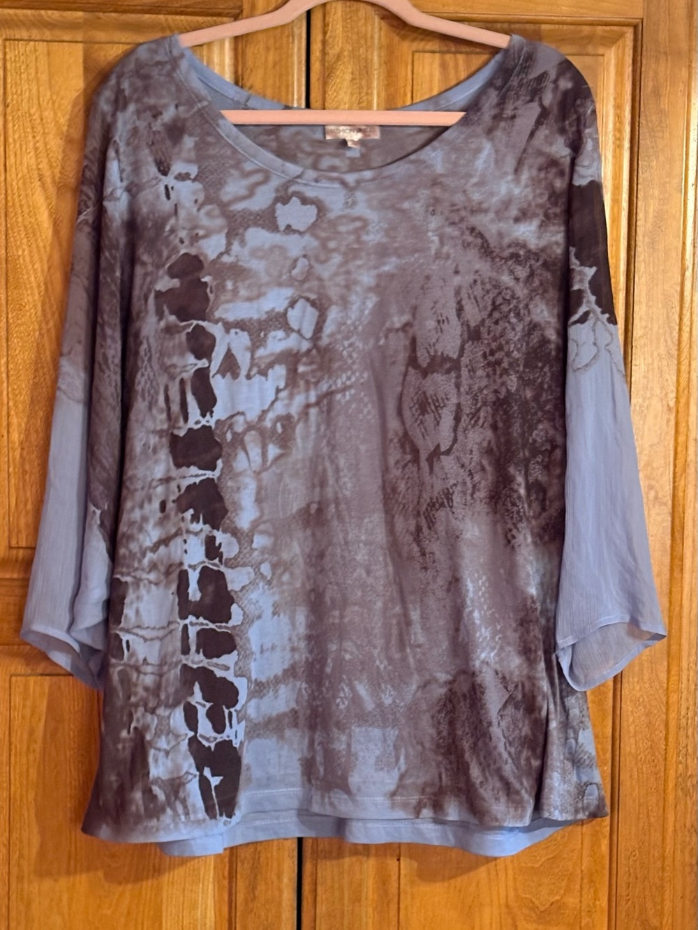 Fashion Bug Women's Blue/Gray Tie-Dye Bell Sleeve Blouse 2X